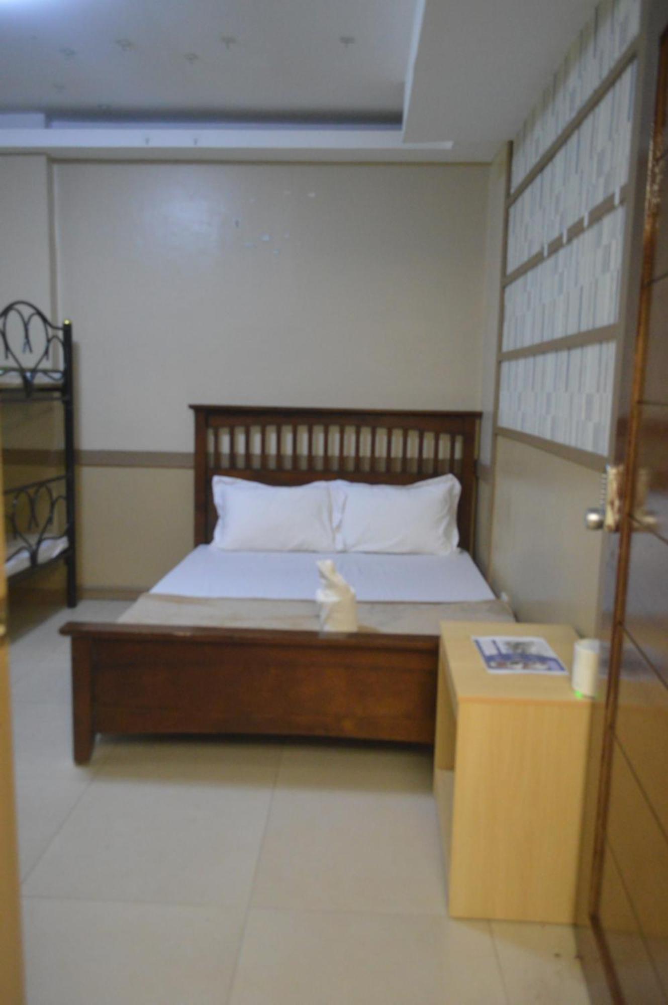 St Martin Village Unit 2G Mandaue Bagian luar foto